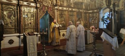 Free HTML5 Template by FreeHTML5.co