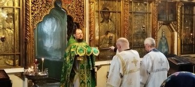 Free HTML5 Template by FreeHTML5.co