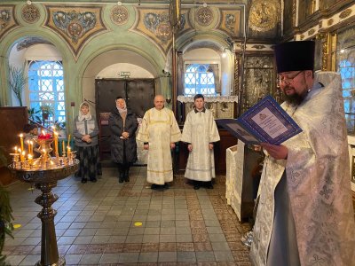 Free HTML5 Template by FreeHTML5.co