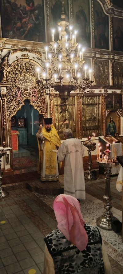 Free HTML5 Template by FreeHTML5.co