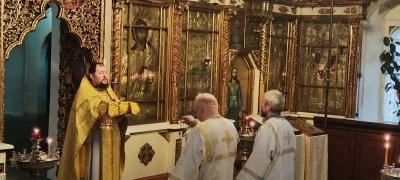 Free HTML5 Template by FreeHTML5.co